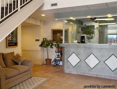 Super 8 By Wyndham Knoxville Downtown Area Εσωτερικό φωτογραφία