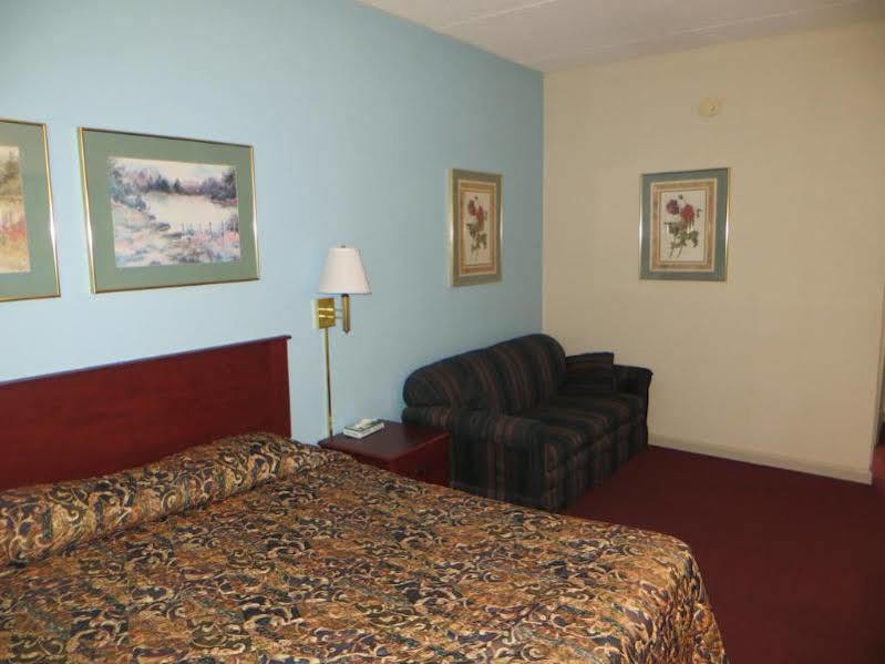 Super 8 By Wyndham Knoxville Downtown Area Εξωτερικό φωτογραφία